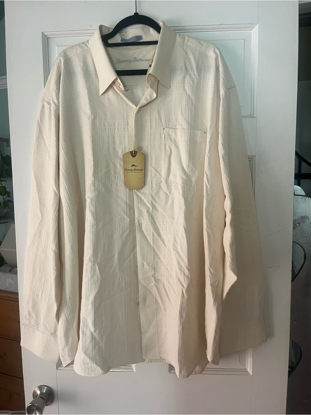 Tommy Bahama Men's Light Cream Button-Up Long Sleeve Shirt